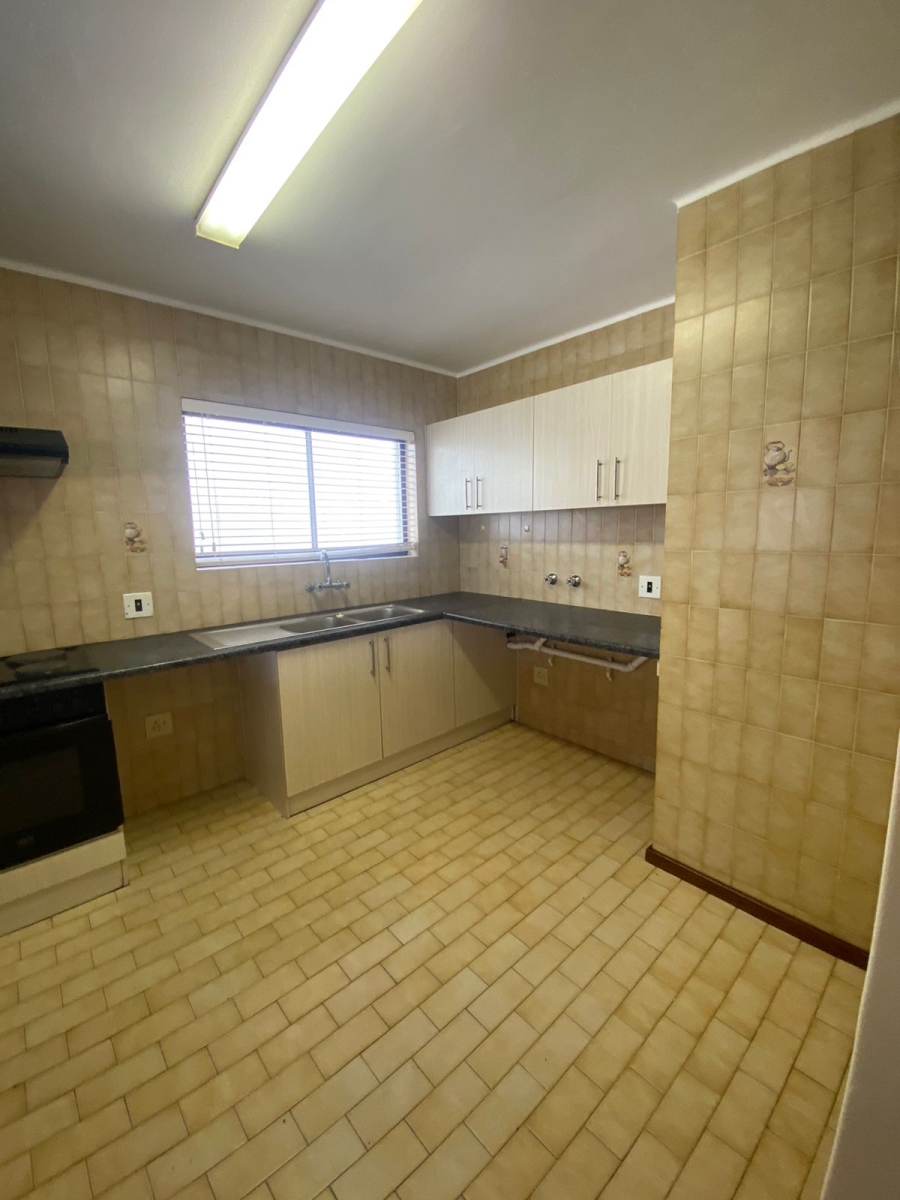 To Let 3 Bedroom Property for Rent in Strand North Western Cape